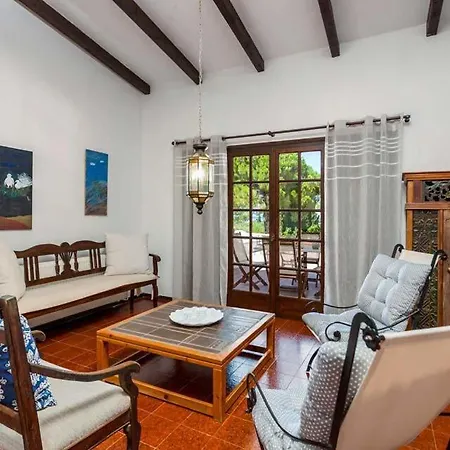 Sleeps 7 Pool Air Con Wifi Willa *